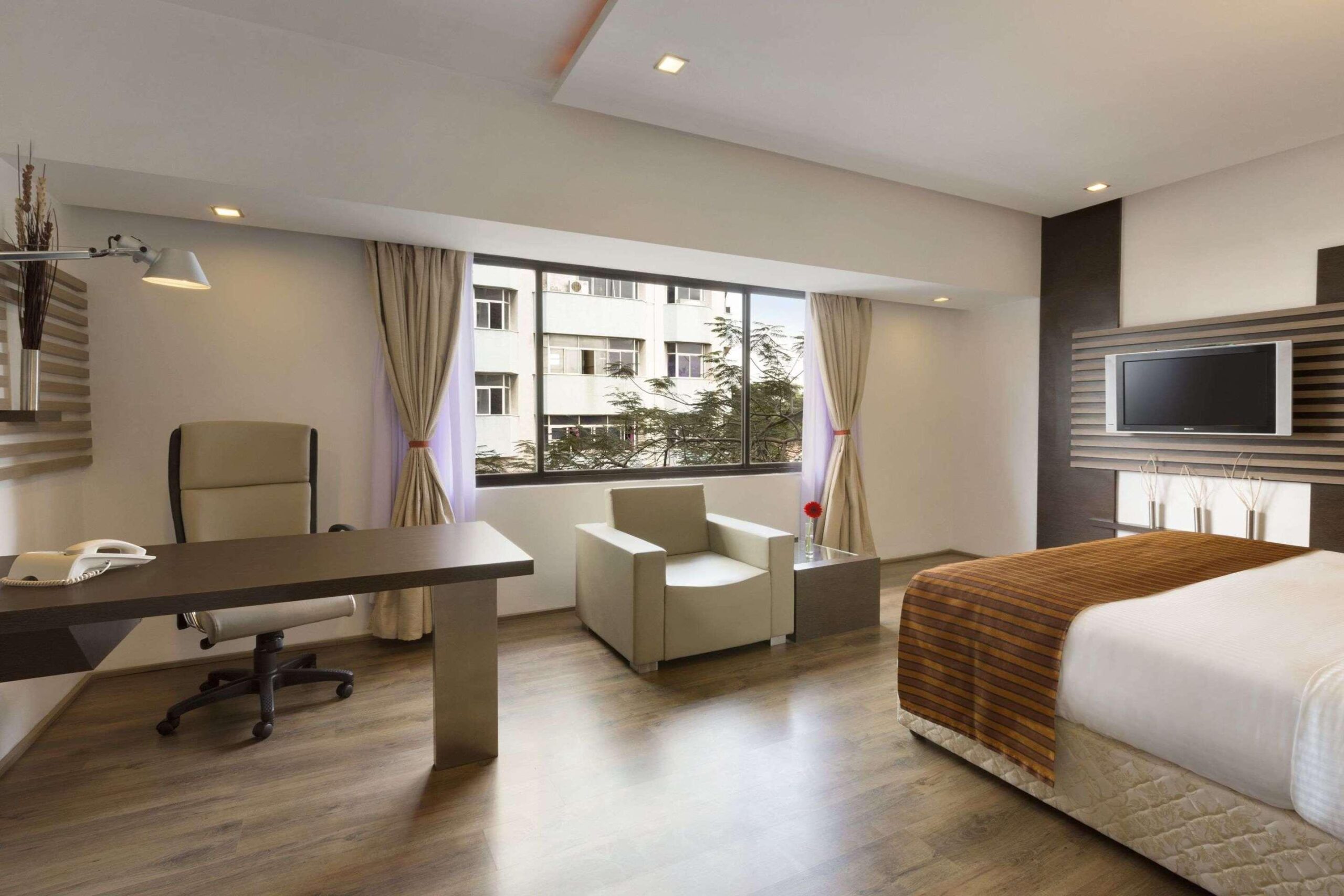 ice 35109 62550063 3xl 297627 scaled.jpg